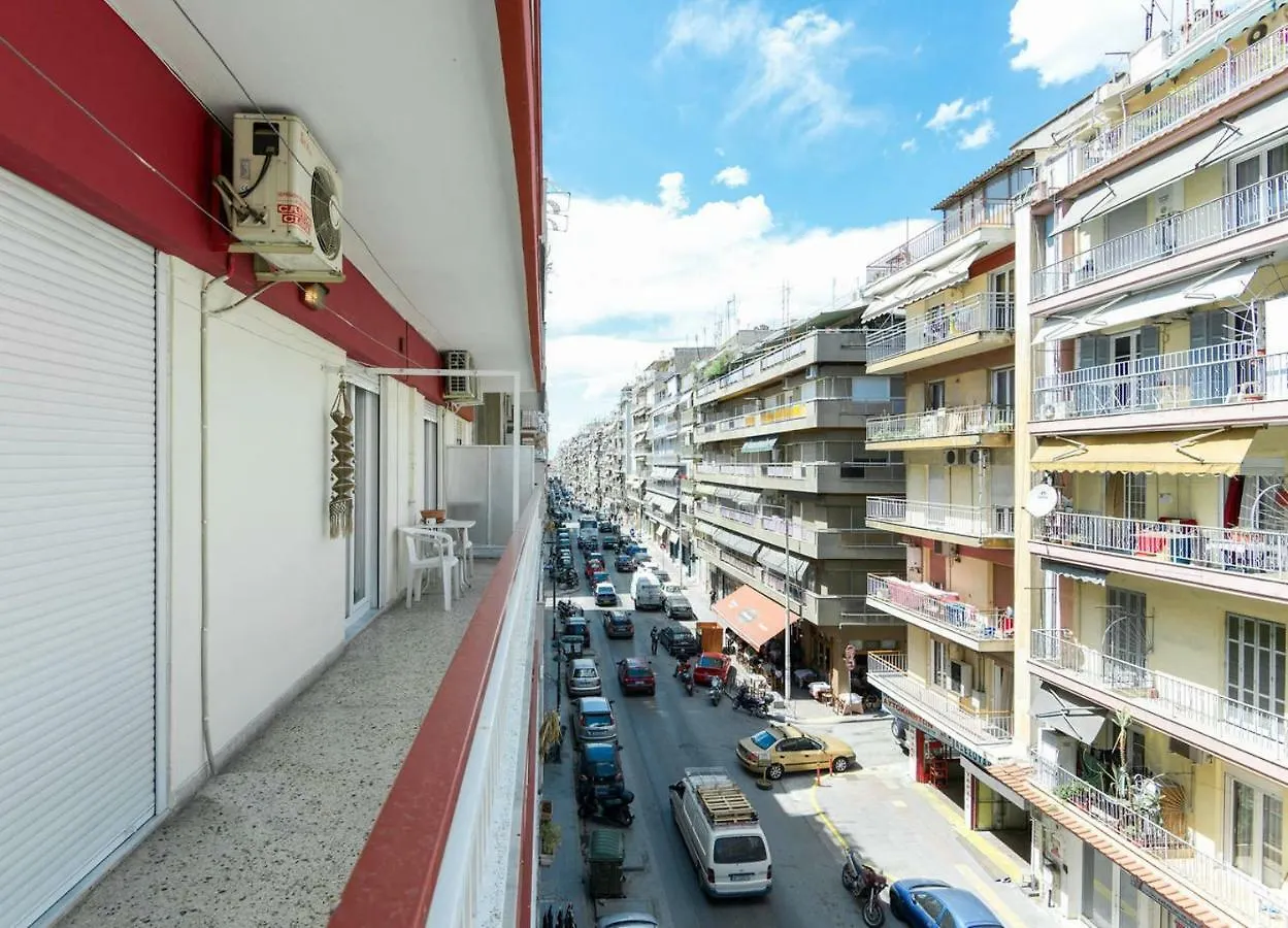 Cozy And Bright Apartment In The Heart Of The City Thessaloniki